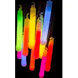 Kontor3.11 GmbH 25er Pack Power-Knicklichter/Knicklicht (15cm) inkl. Spezialhaken und Befestigungsband im 6-Farb-Mix leuchtend für Party, Festival oder als Dekoration