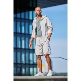 AUTHENTIC LE JOGGER "kurze Sweathose", Herren, Gr. M (48/50), N-Gr, beige (creme), Sweatware, Obermaterial: 60% Baumwolle, 40% Polyester, unifarben, regular fit ca. Mitte Knie, Hosen Sweatshorts, Cargotaschen mit Webdetails, Topseller