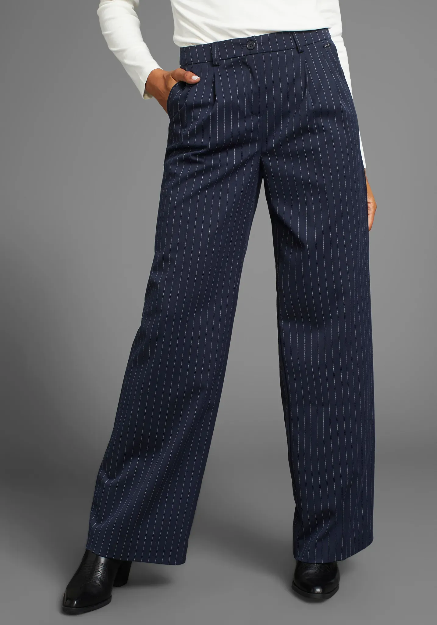 Anzughose LAURA SCOTT, Damen, Gr. 40, N-Gr, blau (dunkelblau), Web, Obermaterial: 65% Polyester, 33% Viskose, 2% Elasthan, Nadelstreifen, weit lang, Hosen Anzughose, mit Nadelstreifen
