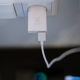 Xtorm Go2 SlimLine Wand-Ladegerät 25W 1x USB-C/ 1x USB-A weiß