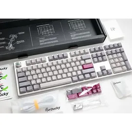 Ducky One 3 Cherry MX Blue DE