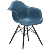 Vitra Stuhl Eames Plastic Armchair DAW 83x63x59 cm meerblau, Gestell: Ahorn schwarz, Designer Charles & Ray Eames