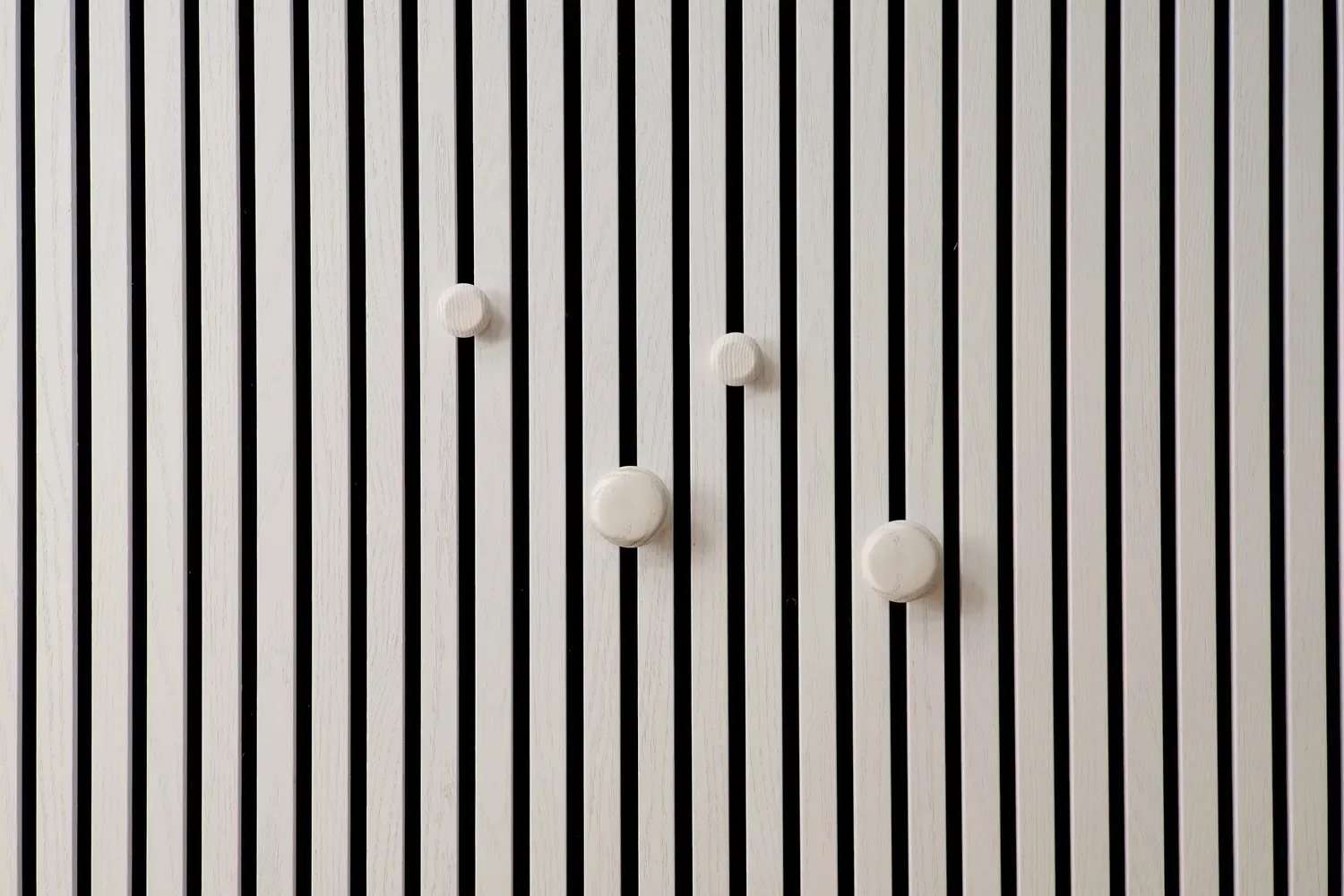 ter Hürne SilentDesign LivingWall Anbauelement Holz weiß lackiert - Märta Function 170x133x42 mm