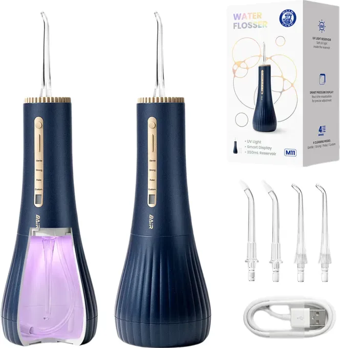 BAIR CARE M11 Munddusche mit UV-Desinfektion (99.9% Bakterienentfernung), 360ml Extra Großer Wassertank, Düsenaufbewahrung, USB-C Wiederaufladbar, 30 Tage Akkulaufzeit, 4 Reinigungsmodi, IPX8 Wasserdicht für Zahnspangen & Reisen