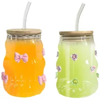 Tomotato 2 Stück 450 ml Glas mit Deckel und Strohhalm, Matcha Gläser Eiskaffee Gläser Cocktailglas Trinkgläser mit Deckel und Strohhalm für Latte, Macchiato, Milch, Eiskaffee und Eistee (Bogen&Rose)