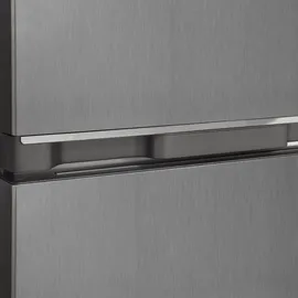 Sharp Kühl-Gefrierkombination SJ-FBB05DTXLD-EU/Breite 54 cm/Kühlteil 204 L/Gefrierteil 84 L/NanoFrost-Technologie/AdaptiFresh-Schubfach/Inox Look