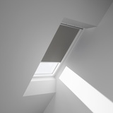 VELUX Dachfensterrollo DKL S08 0705SWL" (Farbe: grau - 0705SWL, Farbe Schiene: weiß) Manuell)