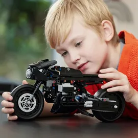 LEGO Technic THE BATMAN - BATCYCLE