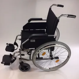 Trendmobil Rollstuhl TMB mit Trommelbremse Sitzbreite 48 cm
