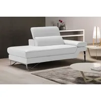 Ottomane EGOITALIANO "Princess, elegantes Designsofa mit erstklassigem Sitzkomfort", weiß, B:177cm H:95cm T:108cm, Leder »BULL« (echtes Rindsleder). Geschliffenes, pigmentiertes und behandeltes Rindsleder mit einer Dicke von 1, 3-1, 5 mm. Dieses Leder zeigt eine ziemlich weiche Hand mit einem halb undurchsichtigen Aussehen. Es handelt sich um ein geschütztes Leder. Eine leichte Deckschicht schützt sie vor Flecken, ohne ihre ursprünglichen Eigenschaften zu verändern. Die geschützten Leder kombinieren die Vorteile von Natürlichkeit und Weichheit mit einer guten Beständigkeit gegen Verschleiß und Ausbleichen. Das Vorhandensein der charakteristischen Zeichen, die das Leben des Tieres bestimmen, wie Narben, Körnungsunterschiede, Falten, Adern, Disharmonien in Farbtönen, beweisen ihre absolute Echtheit und großen Wert., Sofas, Ottomane, inkl. verstellbarem Kopfteil und edle Designmetallfüße