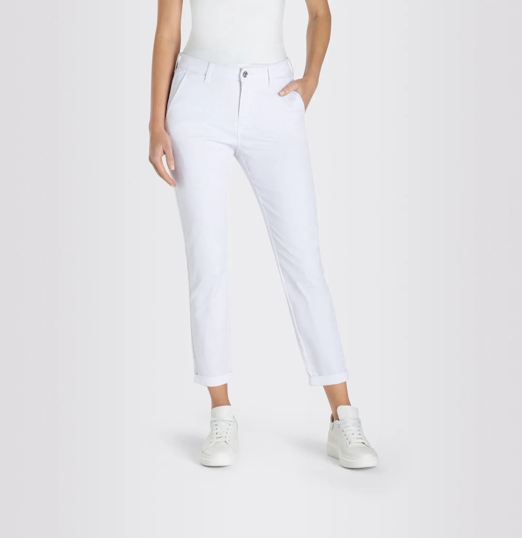 MAC Chinohose »CHINO turn up«, mit dezentem Glanz, elegant und sportiv zugleich MAC white 38