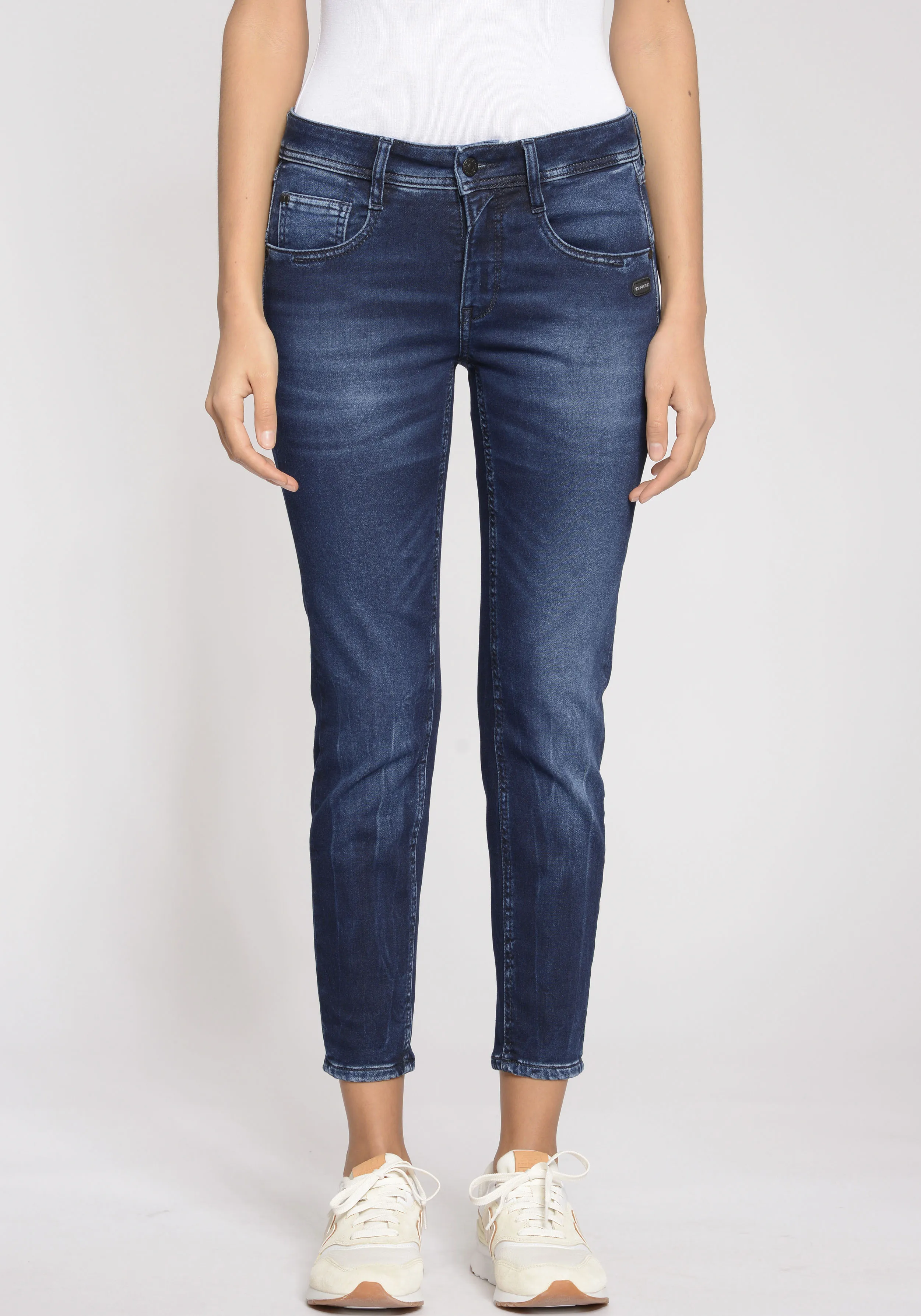 GANG Relax-fit-Jeans »94AMELIE CROPPED«, in 5-Pocket-Style GANG accent wash 29 (38)