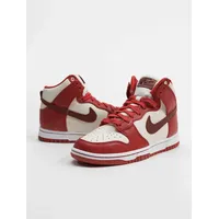 Nike Dunk High Lxx Sneaker in Rot, Größe 38