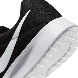 Nike Tanjun Damen Black/Barely Volt/Black/White 38,5