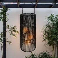 Spetebo Solar Hängeleuchte in Rattan Optik schwarz mit LED