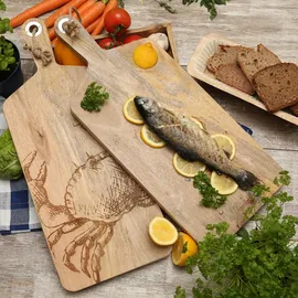 GAUMENKICK Schneidebrett Vesperbrett mit Krebsmotiv Mangoholz Holzbrett L: 58cm natur