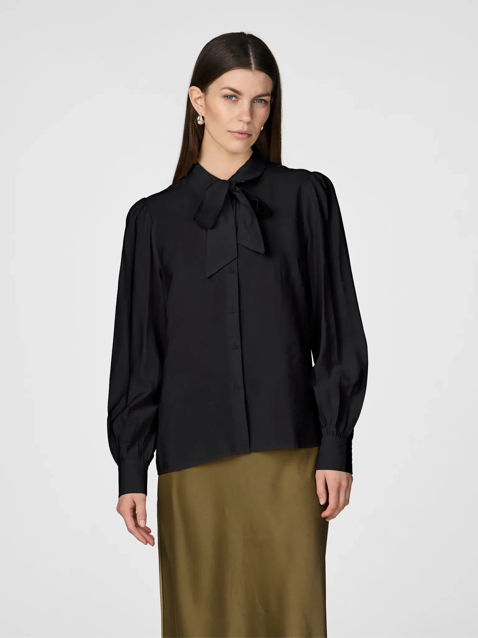 Y.A.S Schluppenbluse »YASPIL LS BOW SHIRT S. NOOS«, mit Schleifendetail, Gr. XS (34), Black, , 55847700-XS