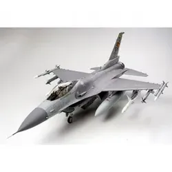 1:32 Lockheed Mar.F-16CJ Fighting Falcon