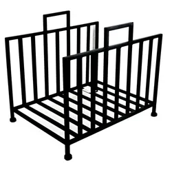 Kaminholz-Regal aus Metall in Schwarz