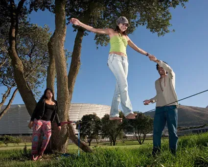 Slackline Set fcr Kinder Fortgeschrittene - 15 m, 35 mm, Nylon - Slackline Balancierset - Sicherer Spannmechanismus, Outdoor