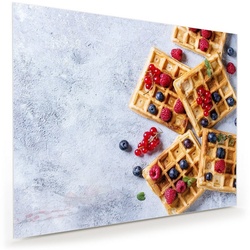 Primedeco Glasbild Wandbild Waffeln mit Beeren mit Aufhängung, Früchte rot 100 cm x 80 cm