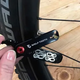 Wolf Tooth Master Link Combo Multitool schwarz