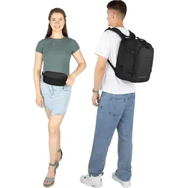 Normani Erweiterbarer Handgepäck-Rucksack mit Reisepass Brusttasche | Schwarz