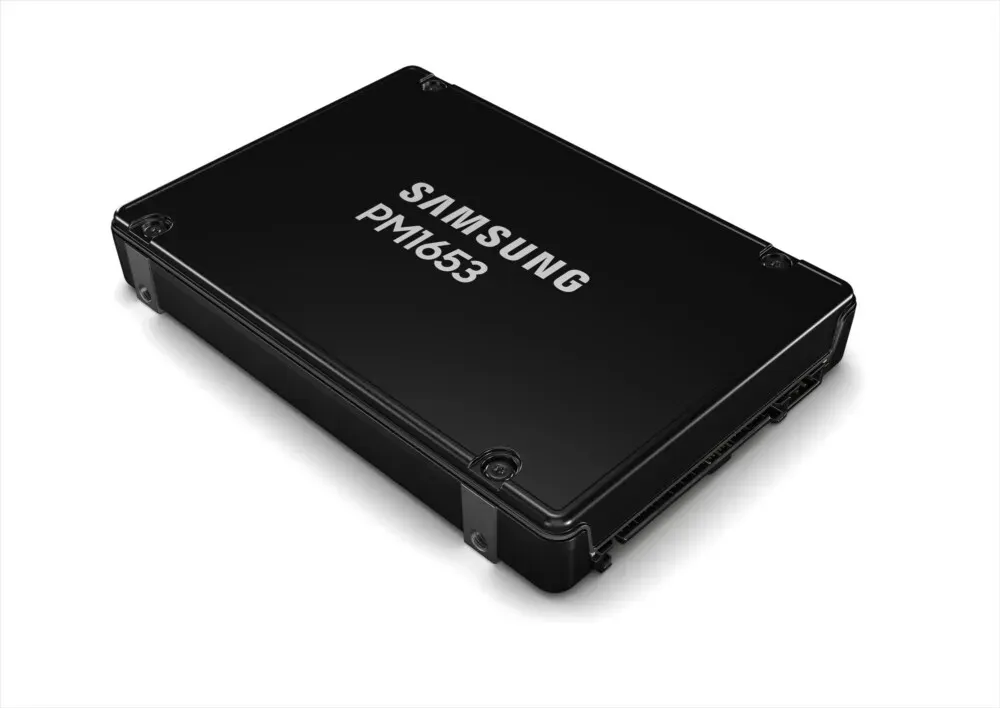 Samsung PM1653 15 TB 2.5 SAS V-NAND