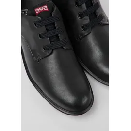 Camper Leder-Schnürschuhe in Schwarz 44