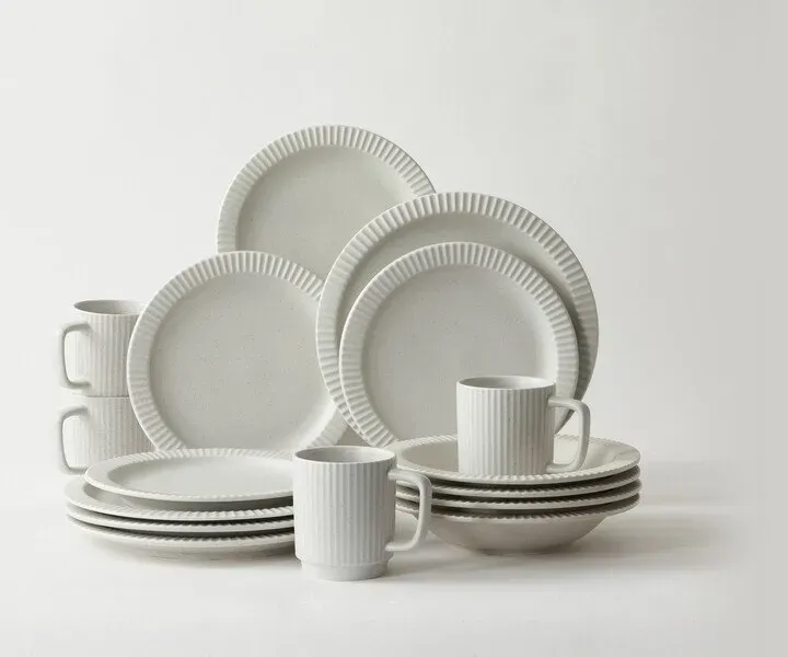JIWOO Collins Geschirr-Set 16-teilig Hellgrau,(4 Stück 8,5-Zoll-Suppenteller + 4 Stück 8,5-Zoll-Essteller + 4 Stück 10-Zoll-Essteller + 4 Stück Becher) ,Spülmaschinen- und mikrowellengeeignet