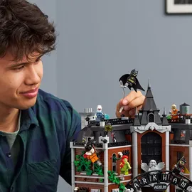 LEGO Super Heroes Arkham Asylum 76300