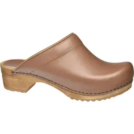 Sanita Clog in Braun