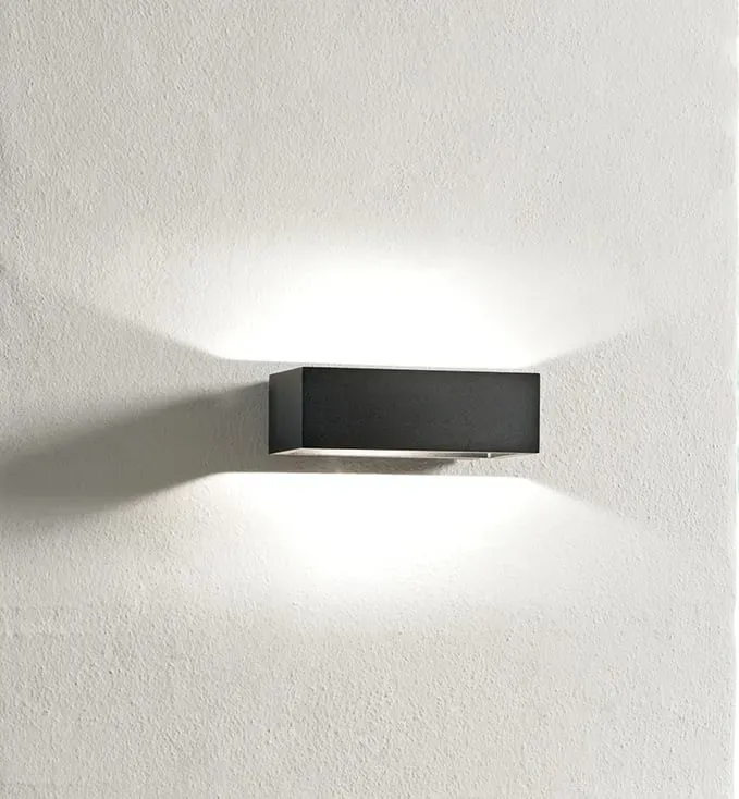 Light Point Brick Wandleuchte schwarz