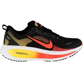 Nike Vomero 18 Herren Black/Lightning Crimson/Topaz Gold/Bright Crimson 47
