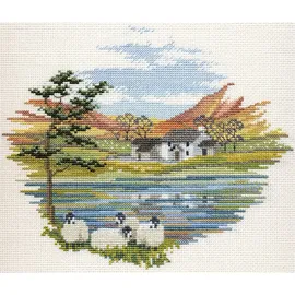 Bothy Threads Kreuzstich-Set Landschaft - Seeufer Bauernhof, 20x17cm, DWCON08, Zählmuster