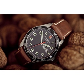 Victorinox Fieldforce Leder 42 mm 241848