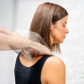 InnovaGoods Wiederaufladbares 6D-Nacken- und Rückenmassagegerät Silax