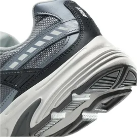 Nike Initiator Herren Anthracite / Metallic Cool Grey / Smoke 41