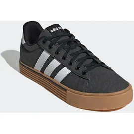 adidas Daily 4.0 Core Black/Cloud White/Gum 10 37 1/3