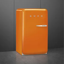 Smeg FAB10LOR5 Retro-Kühlschrank (122 l, 970 mm hoch,  Orange)