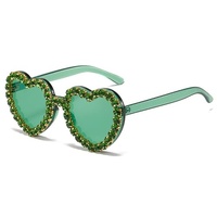 TICHEROMU Vintage Herz Brille, 70er Jahre Trendy Diamant Herz Strass Sonnenbrille für Mädchen Frauen Strand Party Cosplay, grün, Large - L