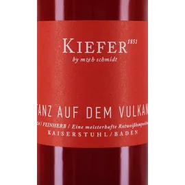 Weingut Friedrich Kiefer Kiefer Tanz auf dem Vulkan 2024 Rotweisskomposition