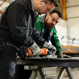 Fein AKFH 18-5 AS Basis Set Fase inkl. 2x 8 Ah Akku + Ladegerät