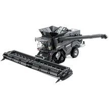 Universal Hobbies 6624 - Fendt Ideal 10T Mähdrescher 1:32