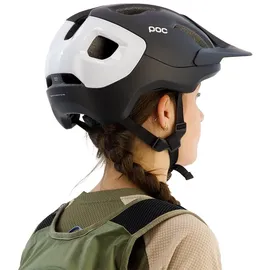 Poc Axion Race MIPS Fahrradhelm (Größe 51-54CM, schwarz)