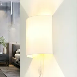Licht-Erlebnisse Stoff Wandlampe mit Kabel Schalter Weiß ALICE