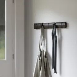 FLIP Garderobenleiste mit ausklappbare Haken 5 Schwarz/Walnuss