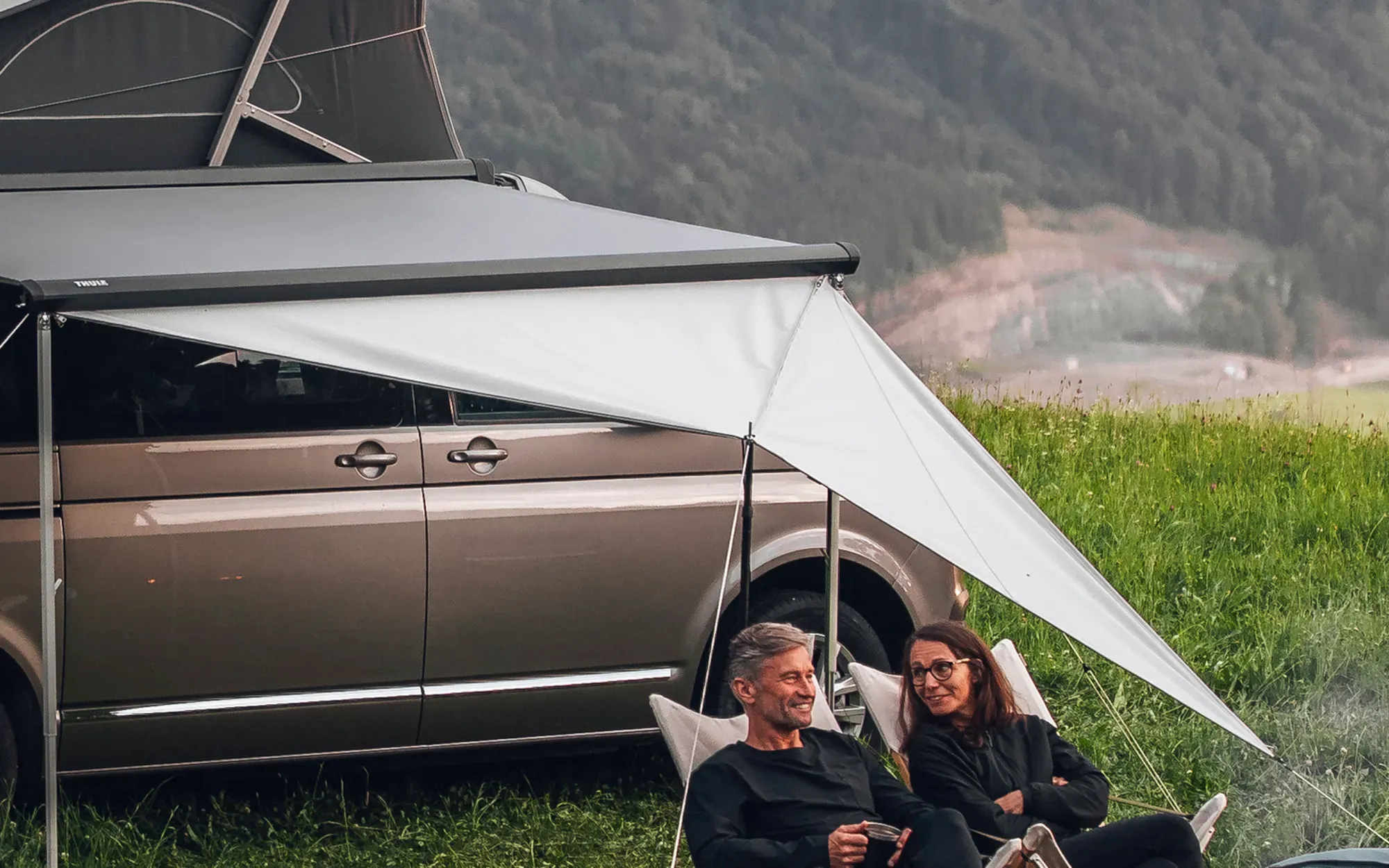Thule Subsola Front Pack Vorderer Sicht- und Wetterschutz modular für Markisen 3,15 Meter