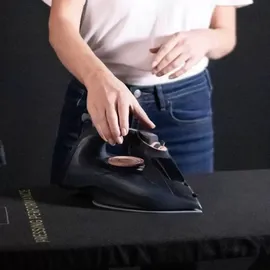 Ufesa Pv1100C Dampfbügeleisen schwarz