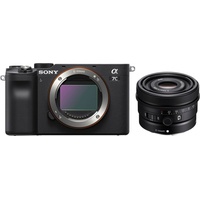 Sony Alpha ILCE-7C schwarz+Sony FE 50mm f2,5 G | 200,00€ Sommer Cashback | 100,00€ Welcome to Alpha-Bonus 2.099,00€ Effektivpreis